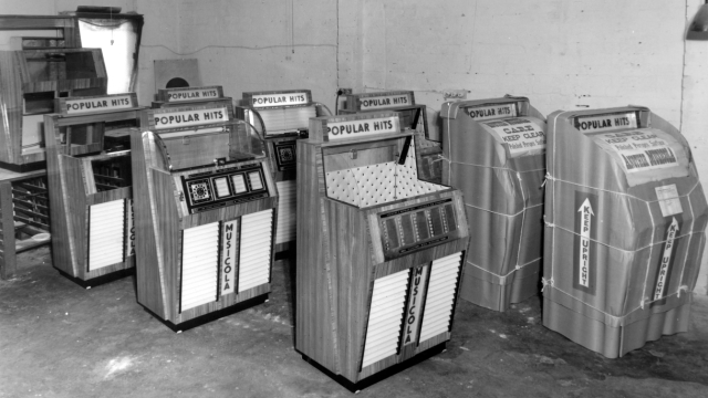 Musicola Factory - M12/10C & E40/10 in different stages