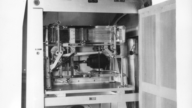 Musicola M12/10 Factory Photo - Internal View