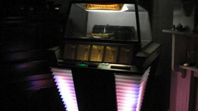 Musicola V-100 Mark II Illuminated, Serial Number #03 from Frog's collection (donated in 2014 to the Powerhouse Musuem in Sydney)